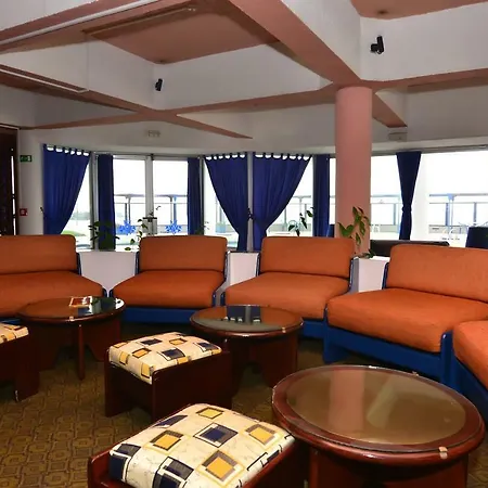 Umh Tarik Hotel-3